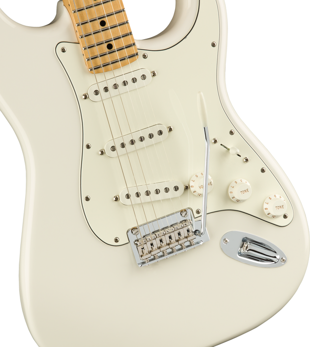 Fender Player Stratocaster® Maple Fingerboard - Polar White - B/Stock - MARKED/DISCOUNTED